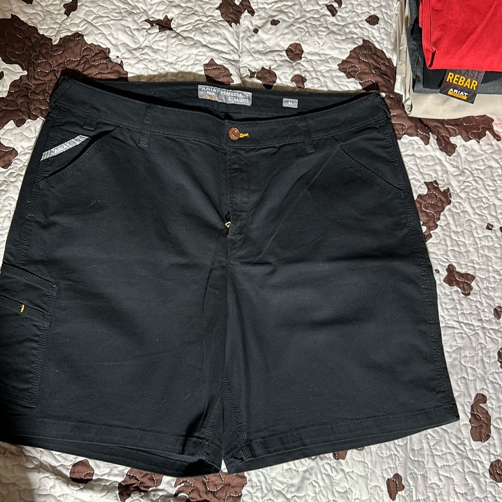 Women’s Ariat shorts size 34